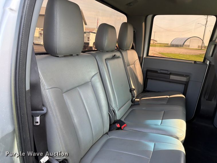 image for item EX4568 2011 Ford F250 Super Duty Crew Cab pickup truck
