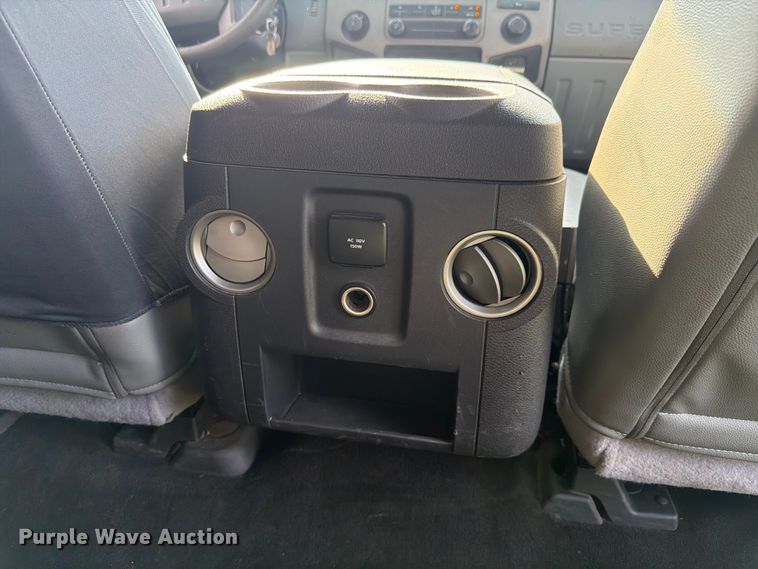 image for item EX4568 2011 Ford F250 Super Duty Crew Cab pickup truck