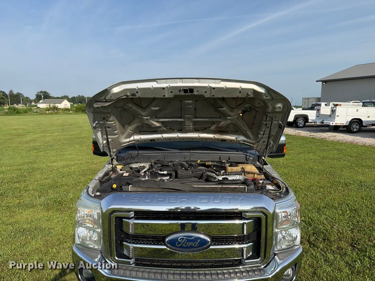 image for item EX4568 2011 Ford F250 Super Duty Crew Cab pickup truck