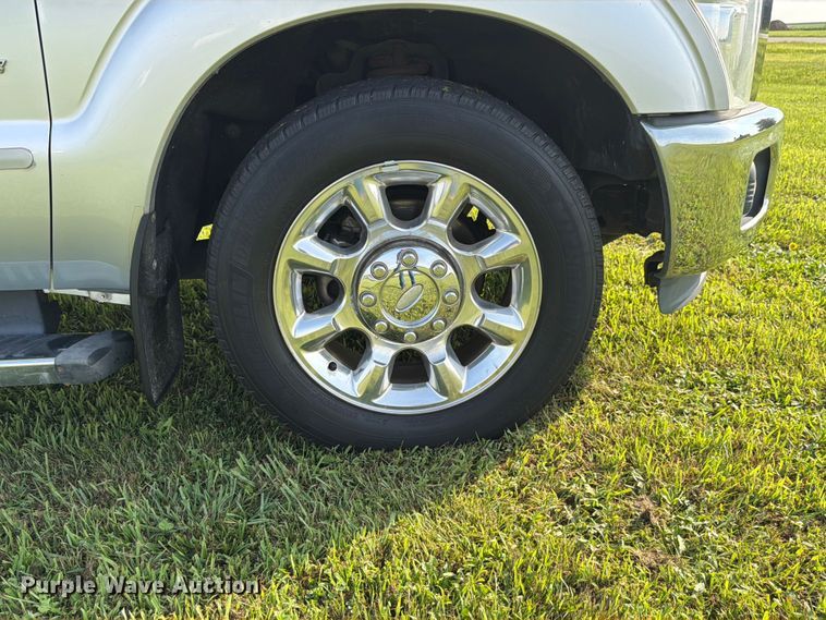 image for item EX4568 2011 Ford F250 Super Duty Crew Cab pickup truck