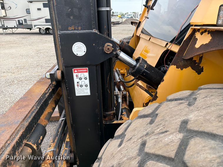 image for item FB4966 Load Lifter 2410-15D forklift