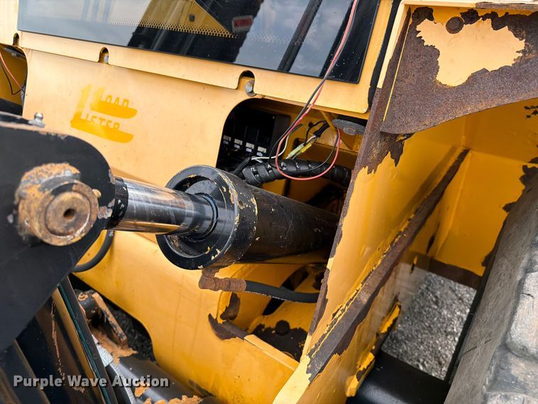 image for item FB4966 Load Lifter 2410-15D forklift