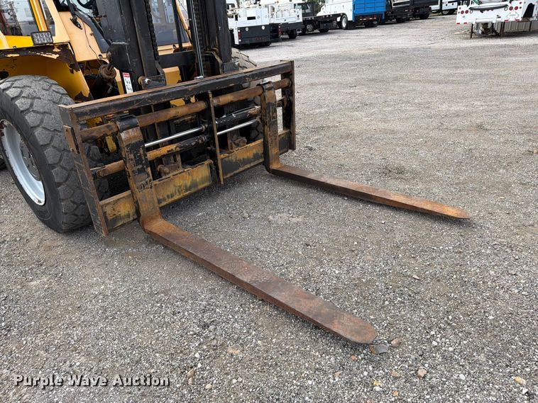image for item FB4966 Load Lifter 2410-15D forklift