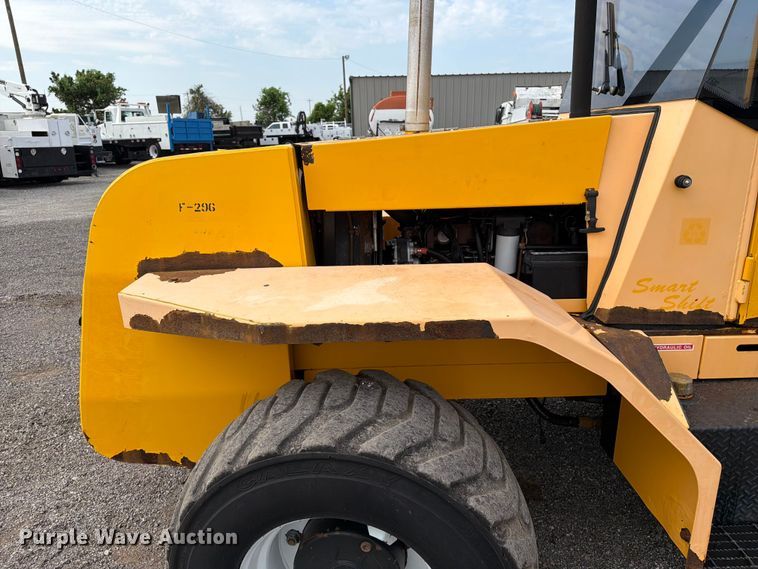 image for item FB4966 Load Lifter 2410-15D forklift