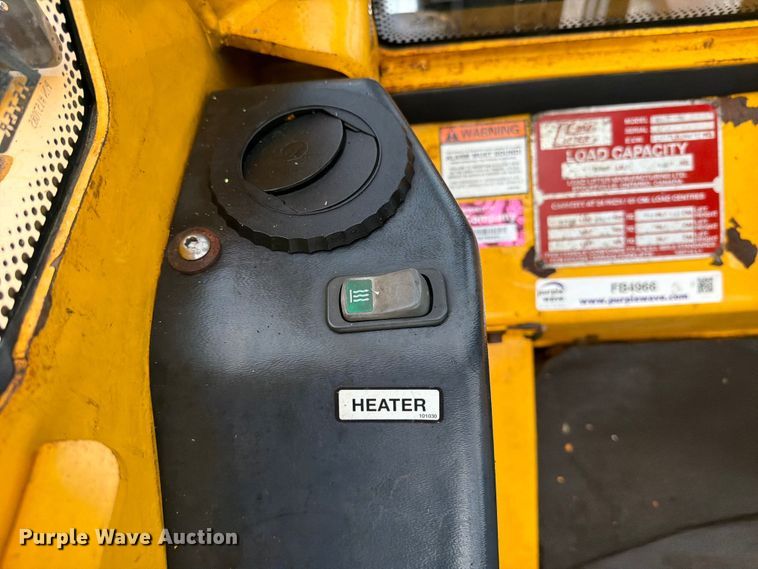 image for item FB4966 Load Lifter 2410-15D forklift