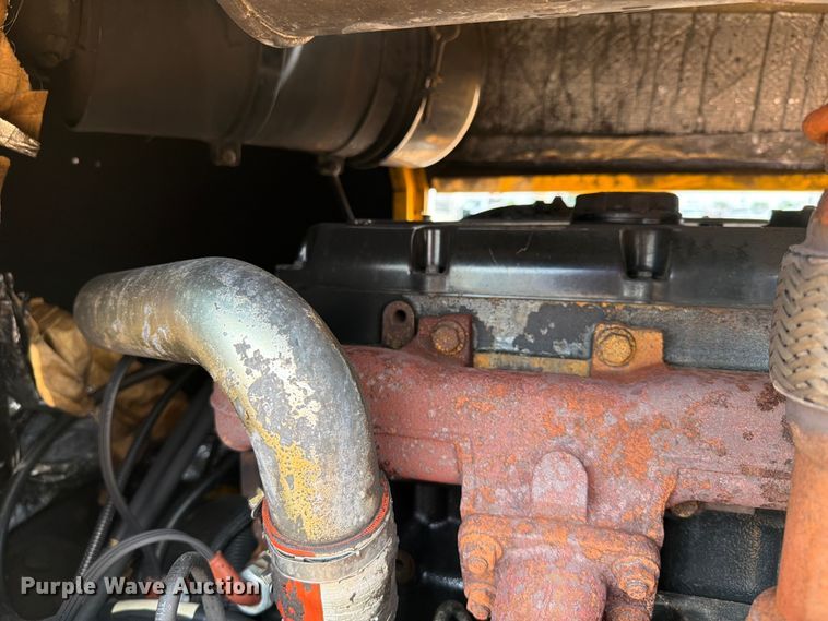 image for item FB4966 Load Lifter 2410-15D forklift