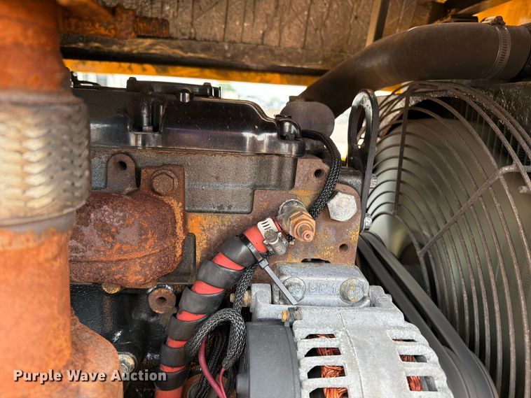 image for item FB4966 Load Lifter 2410-15D forklift