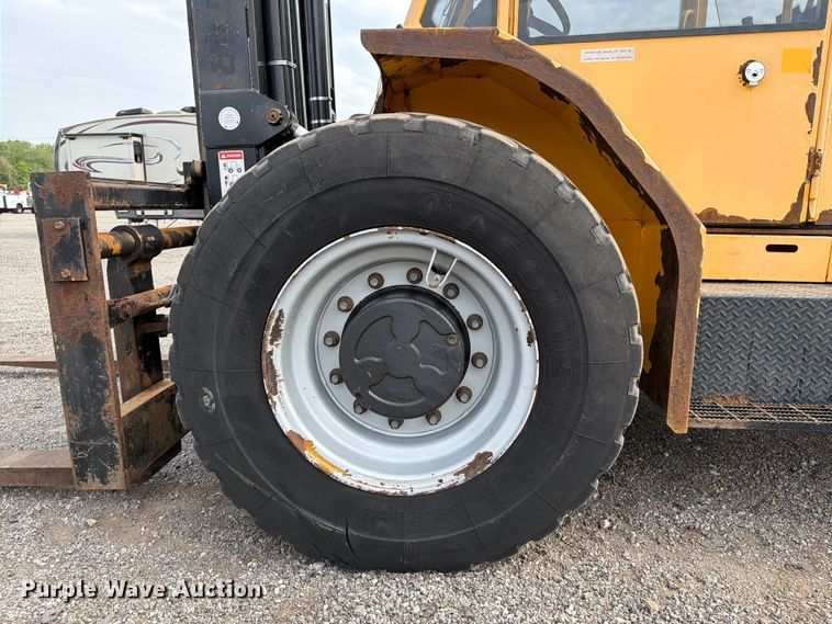 image for item FB4966 Load Lifter 2410-15D forklift