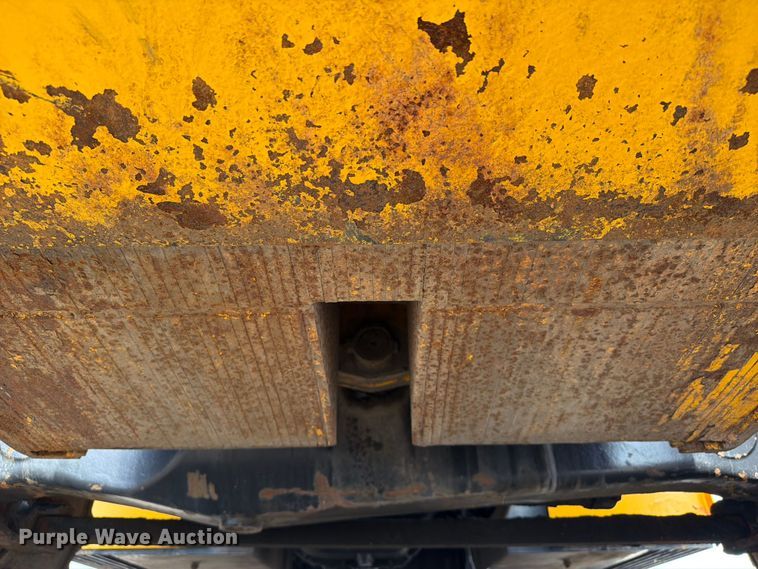 image for item FB4966 Load Lifter 2410-15D forklift