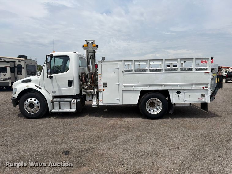 image for item FB4971 2015 Freightliner Business Class M2 utility / service truck