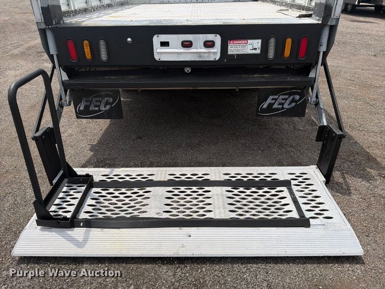 image for item FB4971 2015 Freightliner Business Class M2 utility / service truck