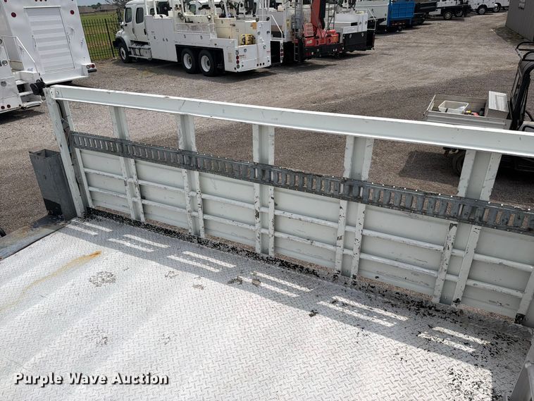 image for item FB4971 2015 Freightliner Business Class M2 utility / service truck
