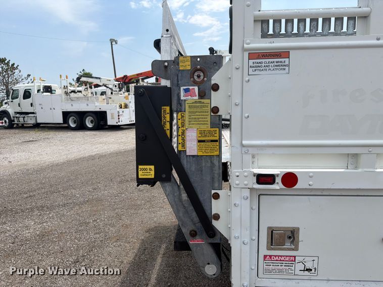 image for item FB4971 2015 Freightliner Business Class M2 utility / service truck