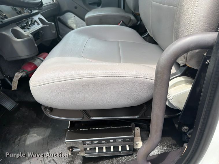 image for item FB4971 2015 Freightliner Business Class M2 utility / service truck