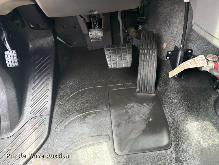 image for item FB4971 2015 Freightliner Business Class M2 utility / service truck