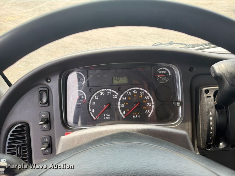 image for item FB4971 2015 Freightliner Business Class M2 utility / service truck