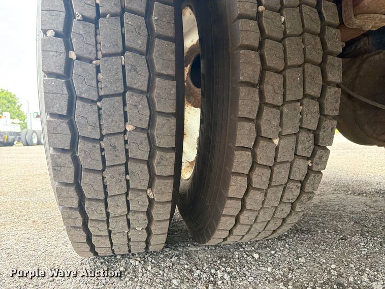 image for item FB4971 2015 Freightliner Business Class M2 utility / service truck