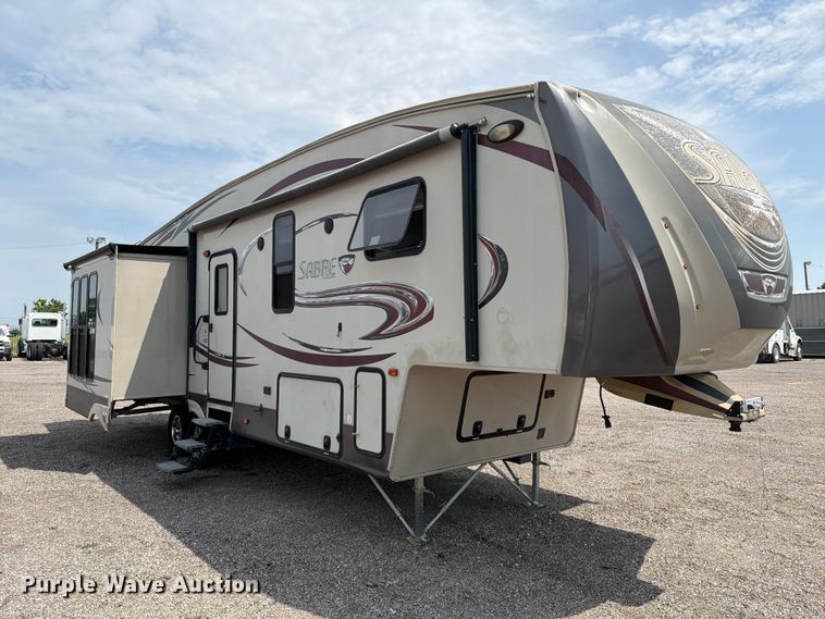 image for item FB4972 2014 Forest River Sabre camper
