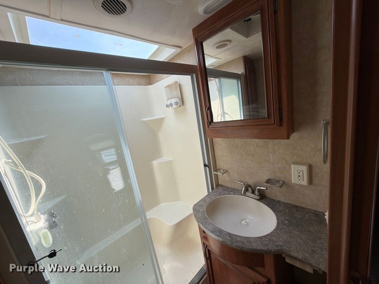 image for item FB4972 2014 Forest River Sabre camper
