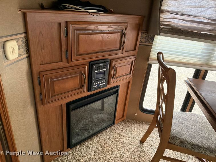 image for item FB4972 2014 Forest River Sabre camper