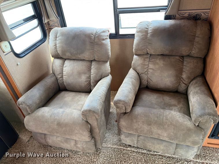 image for item FB4972 2014 Forest River Sabre camper