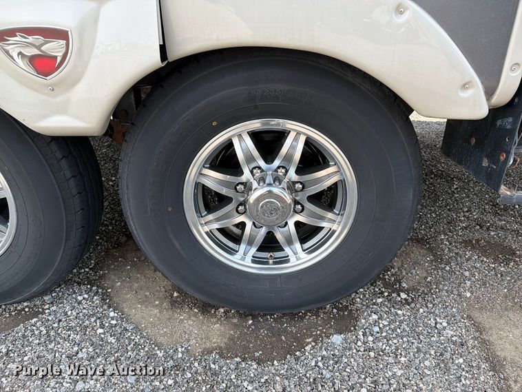 image for item FB4972 2014 Forest River Sabre camper
