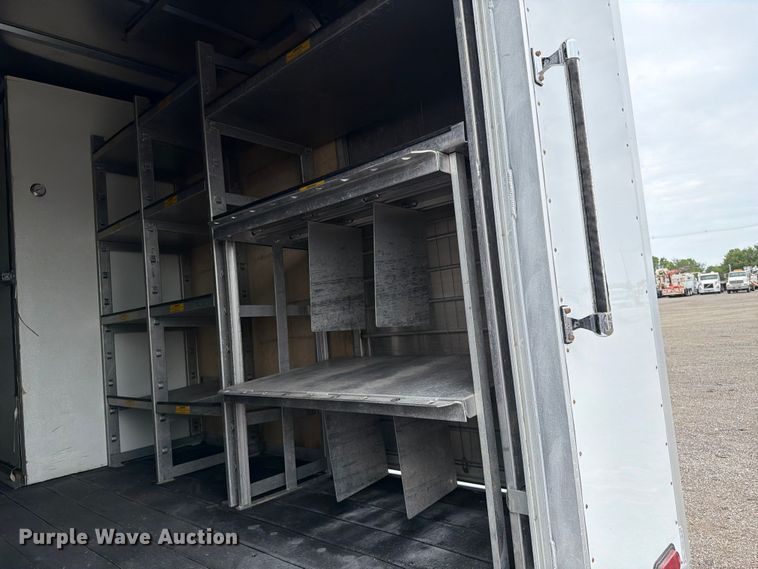 image for item FB4979 2017 Chevrolet Express 4500 box truck