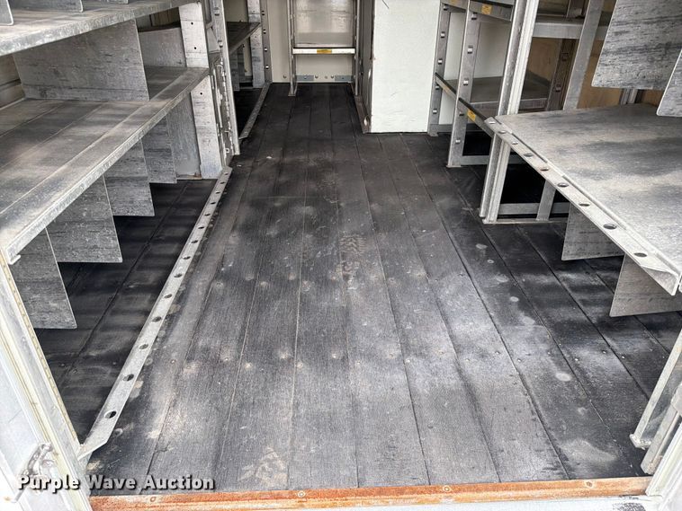 image for item FB4979 2017 Chevrolet Express 4500 box truck