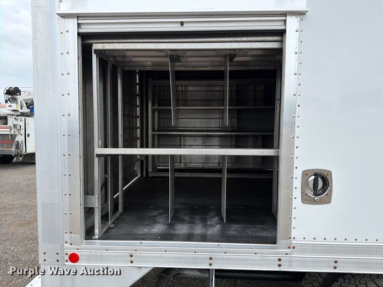 image for item FB4979 2017 Chevrolet Express 4500 box truck
