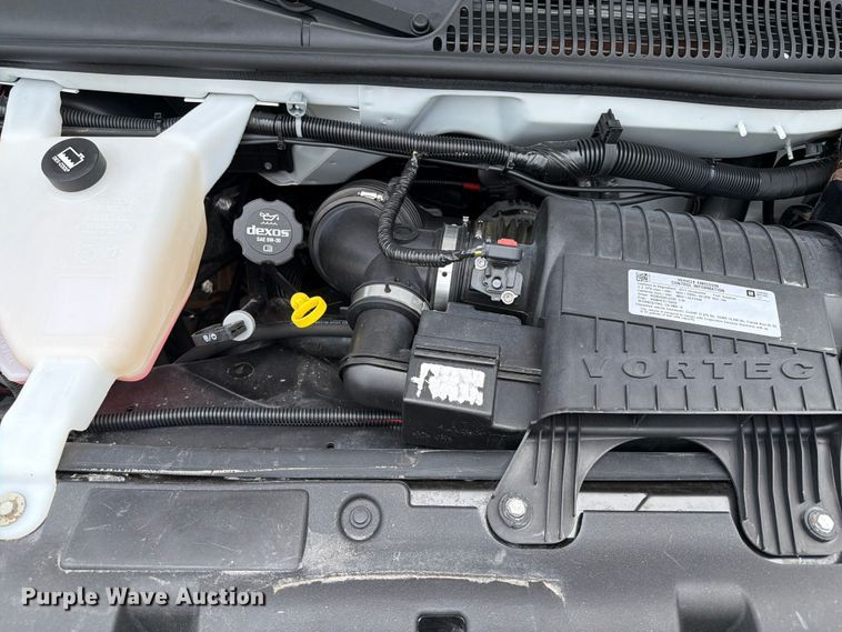 image for item FB4979 2017 Chevrolet Express 4500 box truck