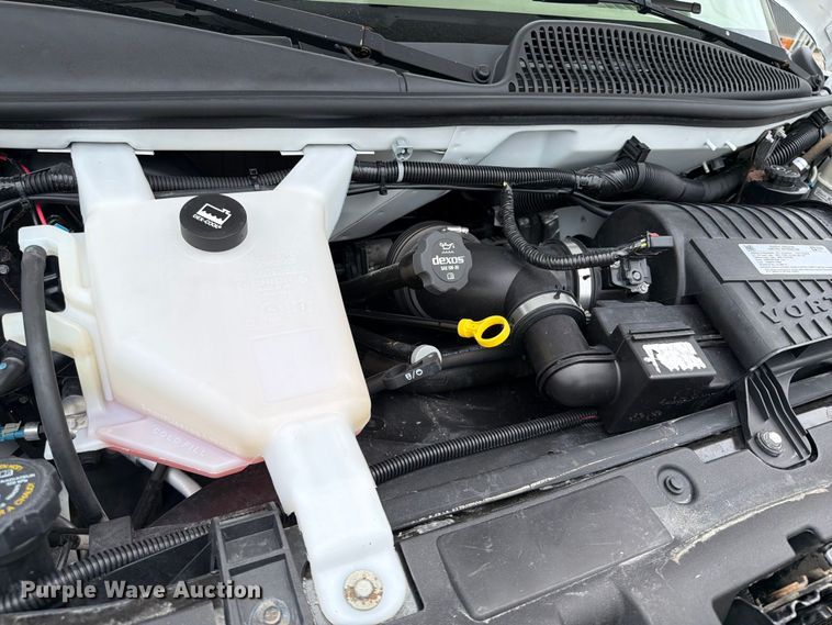 image for item FB4979 2017 Chevrolet Express 4500 box truck
