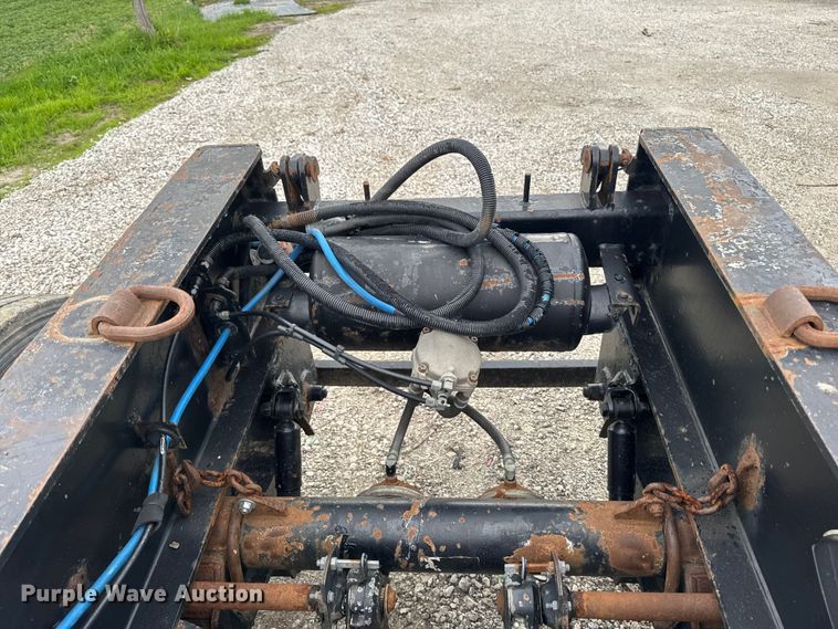 image for item FB5727 1998 Trail King flip axle