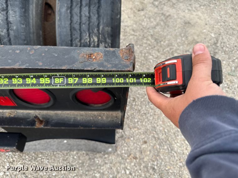 image for item FB5727 1998 Trail King flip axle