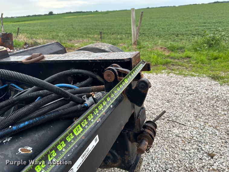 image for item FB5727 1998 Trail King flip axle