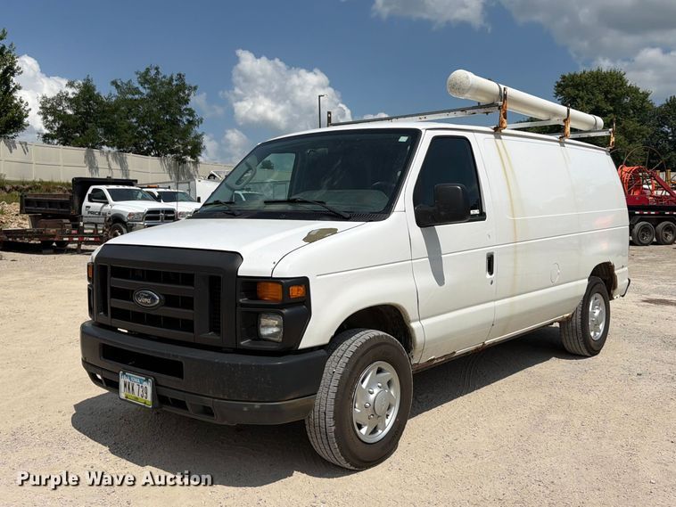 2011 Ford E250 van