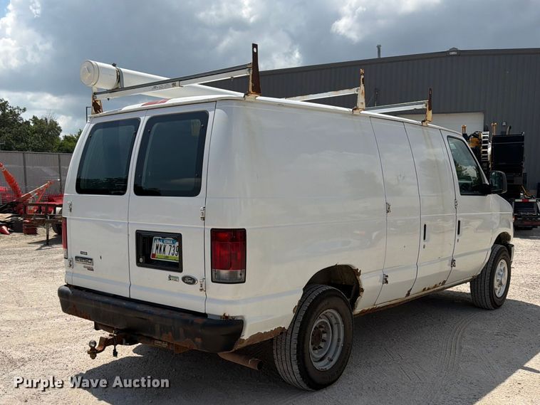 image for item FB5810 2011 Ford E250 van