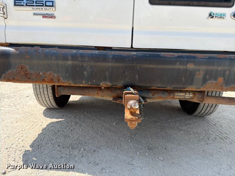 image for item FB5810 2011 Ford E250 van