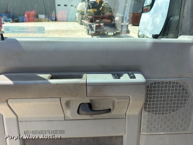image for item FB5810 2011 Ford E250 van