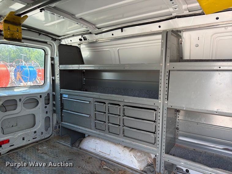 image for item FB5810 2011 Ford E250 van