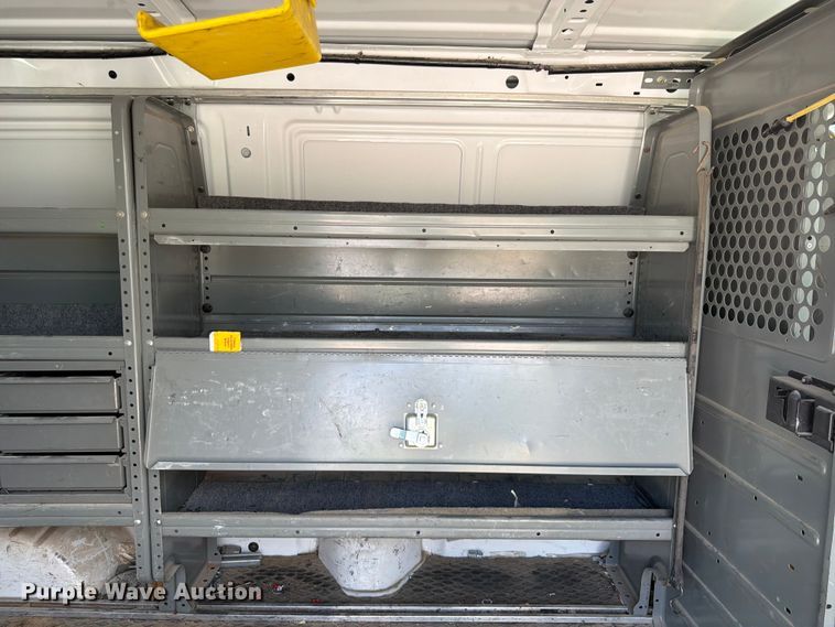 image for item FB5810 2011 Ford E250 van