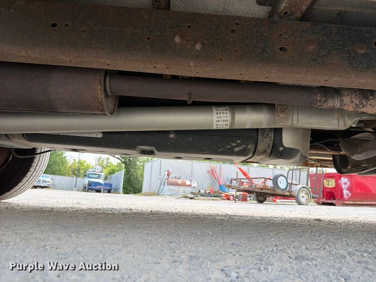 image for item FB5810 2011 Ford E250 van
