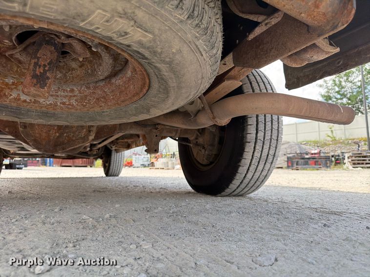 image for item FB5810 2011 Ford E250 van
