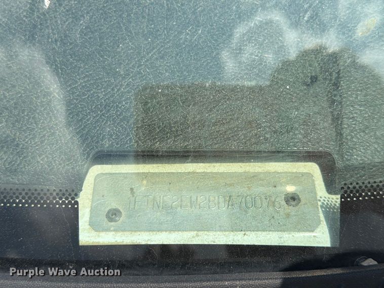 image for item FB5810 2011 Ford E250 van