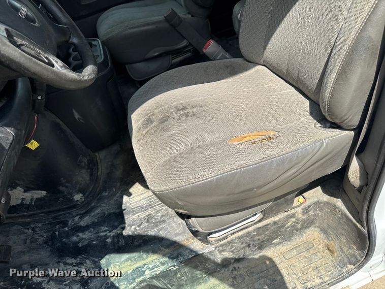 image for item FB5811 2014 GMC Savana G2500 van