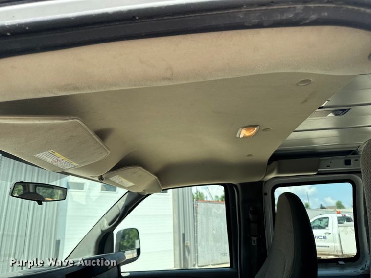 image for item FB5811 2014 GMC Savana G2500 van