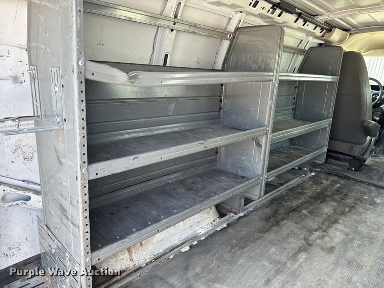 image for item FB5811 2014 GMC Savana G2500 van