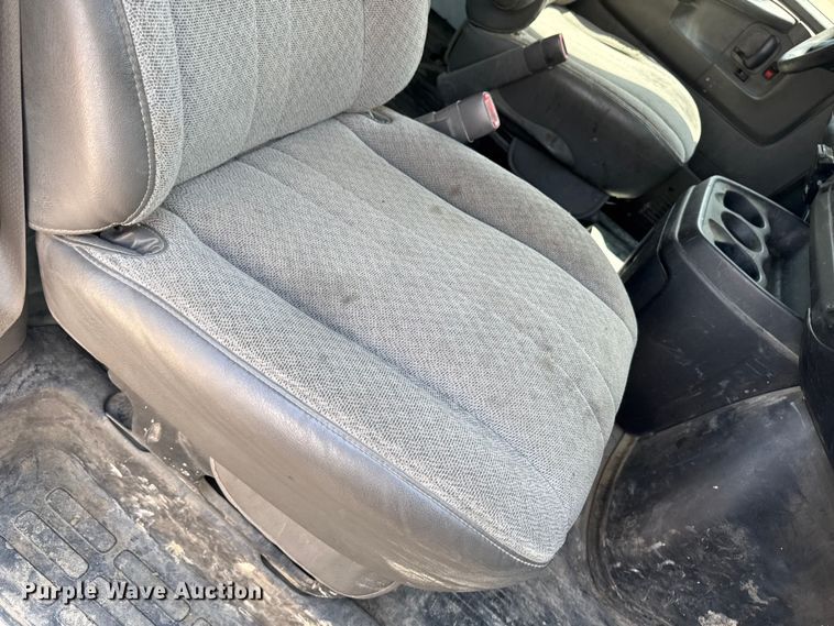 image for item FB5811 2014 GMC Savana G2500 van