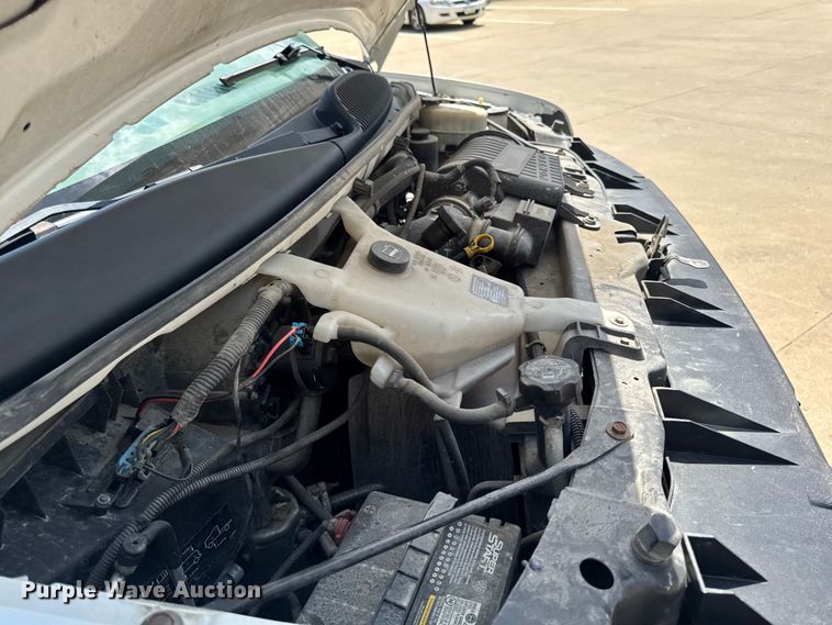 image for item FB5811 2014 GMC Savana G2500 van