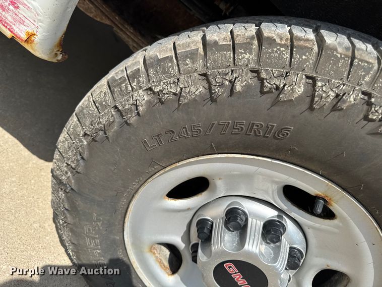 image for item FB5811 2014 GMC Savana G2500 van