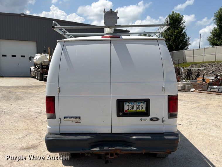image for item FB5812 2014 Ford E250 van